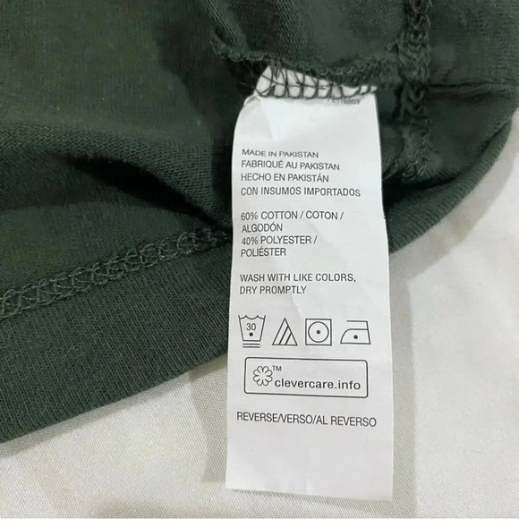 BNWT VAN HEUSEN  size S regular fit for men in forest green - Picture 3 of 4